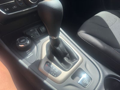 2017 Jeep Cherokee 75th Anniversary Edition