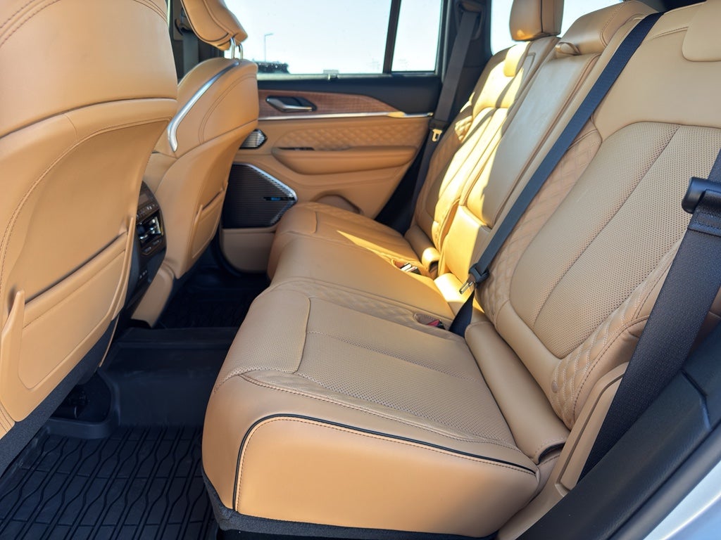 2026 Jeep Grand Cherokee Summit