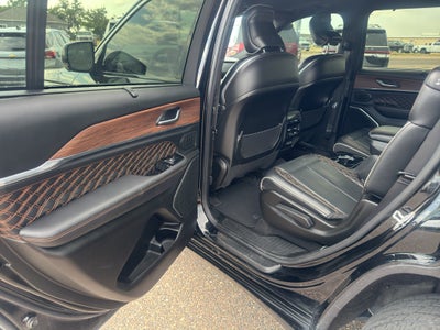 2022 Jeep Grand Cherokee L Summit
