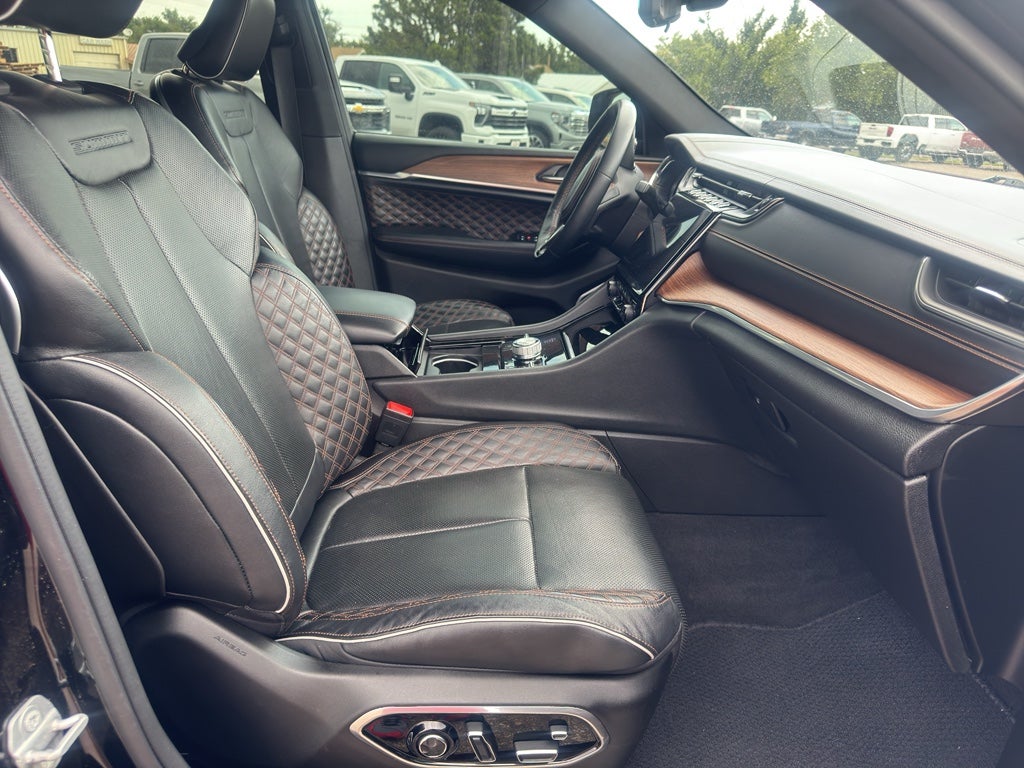 2022 Jeep Grand Cherokee L Summit