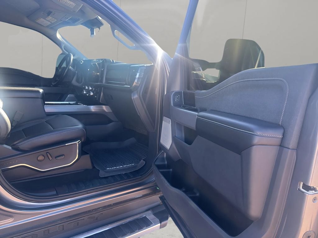 2023 Ford F-250 LARIAT