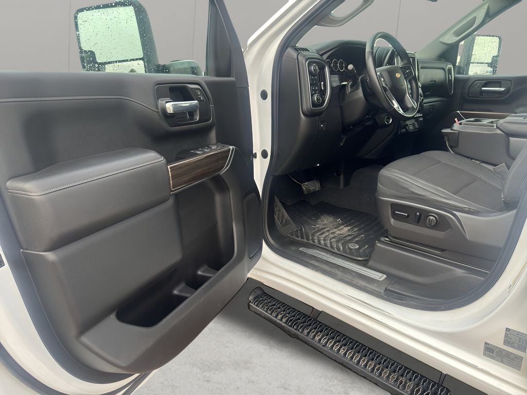 2020 Chevrolet Silverado LT