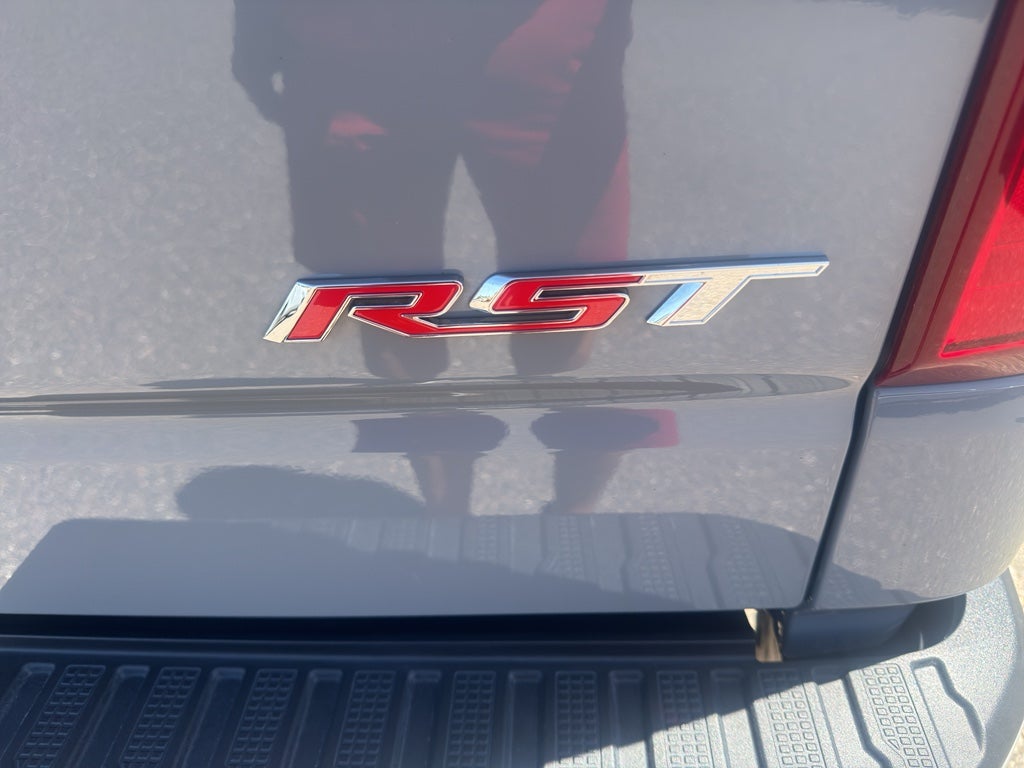 2024 Chevrolet Silverado RST