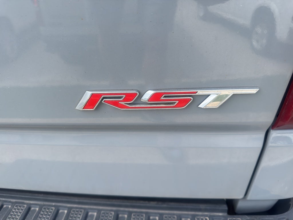 2024 Chevrolet Silverado RST
