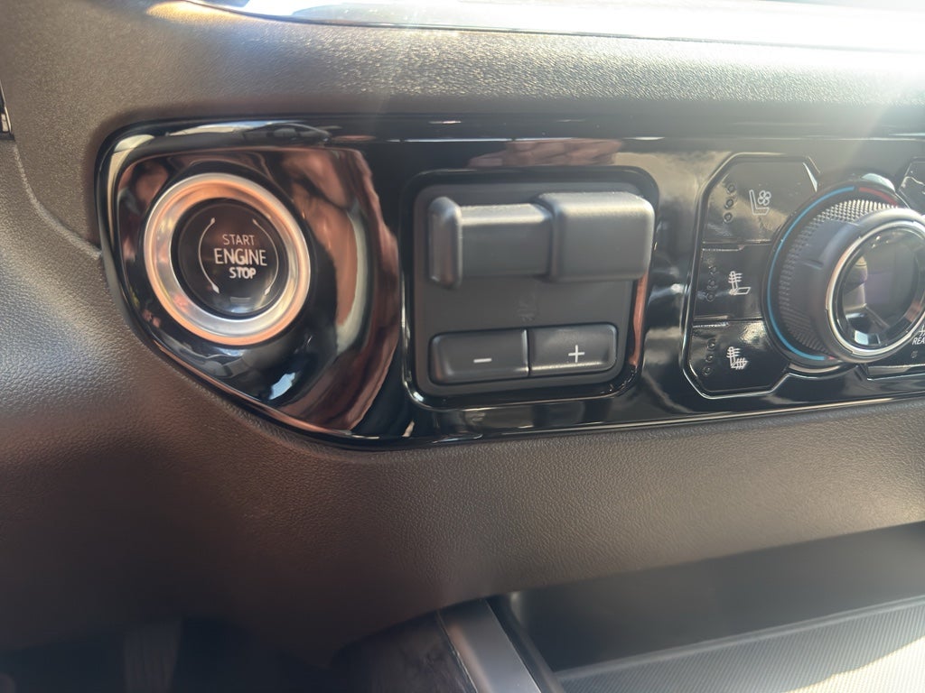 2023 Chevrolet Silverado LTZ