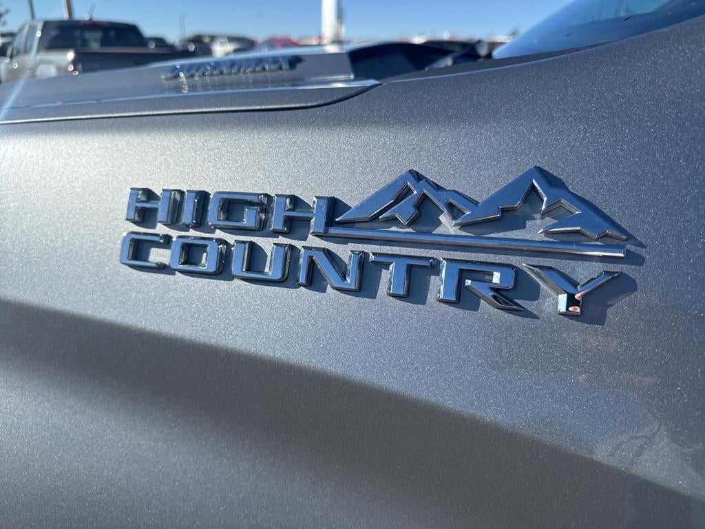 2023 Chevrolet Silverado High Country
