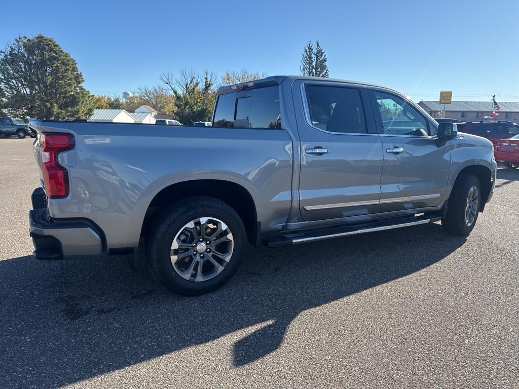 2023 Chevrolet Silverado High Country