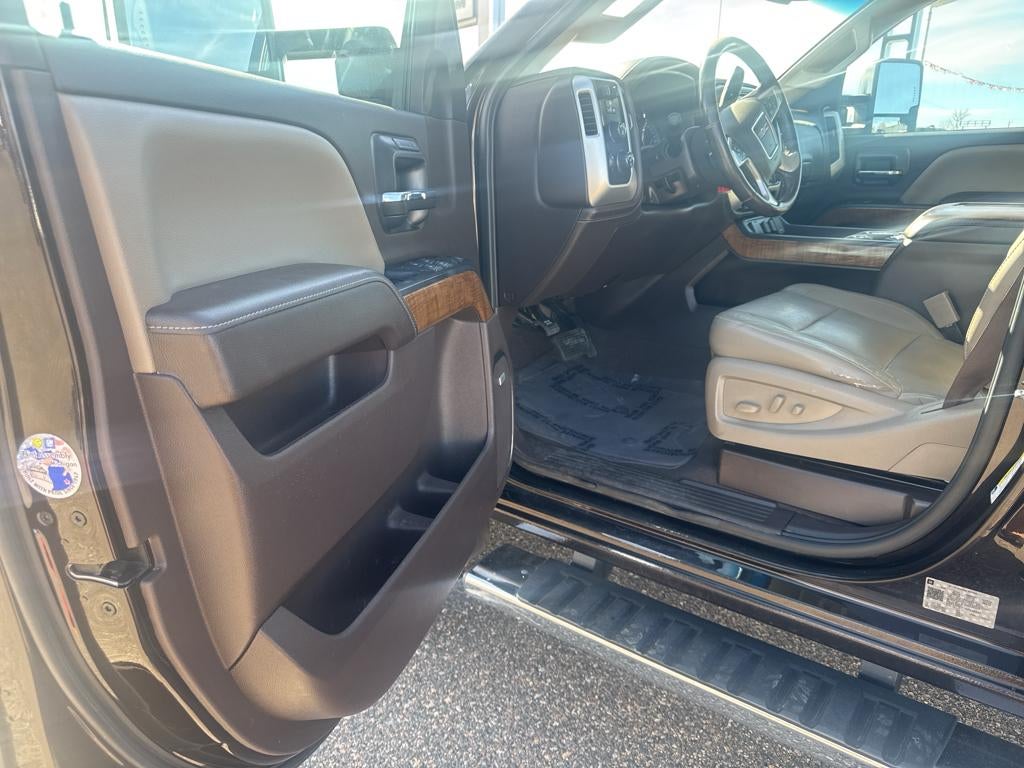 2019 GMC Sierra SLT