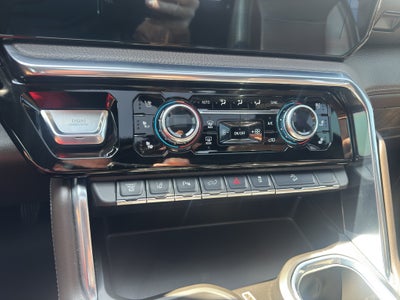 2024 GMC Sierra Denali