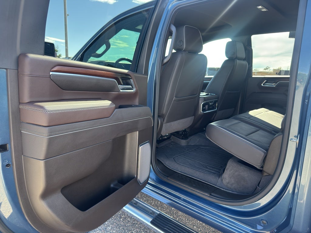 2025 GMC Sierra Denali