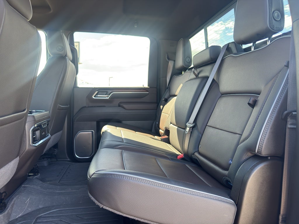 2025 GMC Sierra Denali