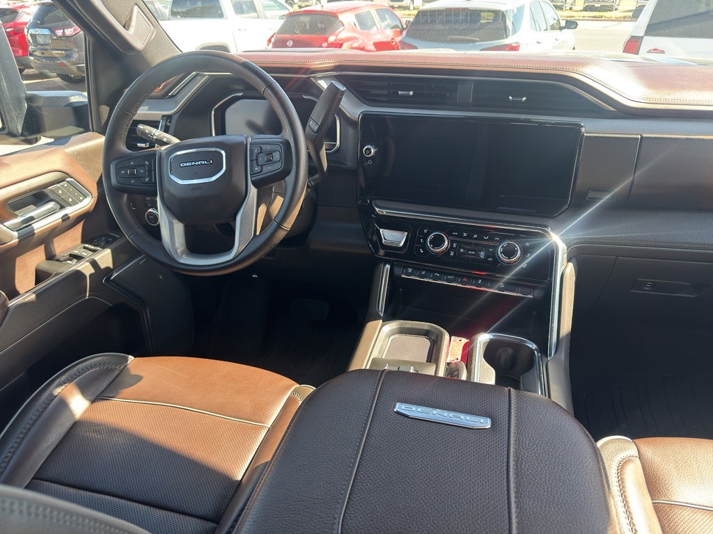 2025 GMC Sierra Denali