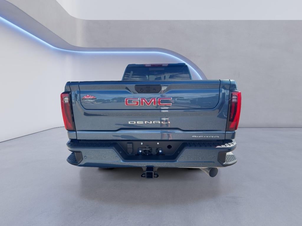 2025 GMC Sierra Denali