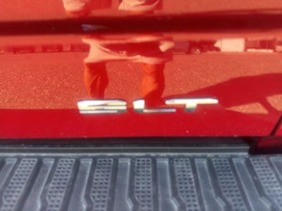 2025 GMC Sierra SLT
