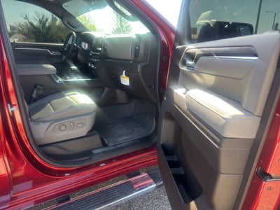 2025 GMC Sierra SLT