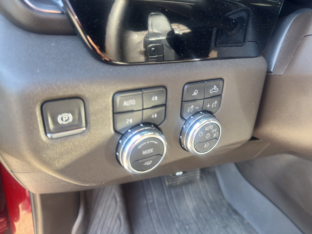 2025 GMC Sierra SLT
