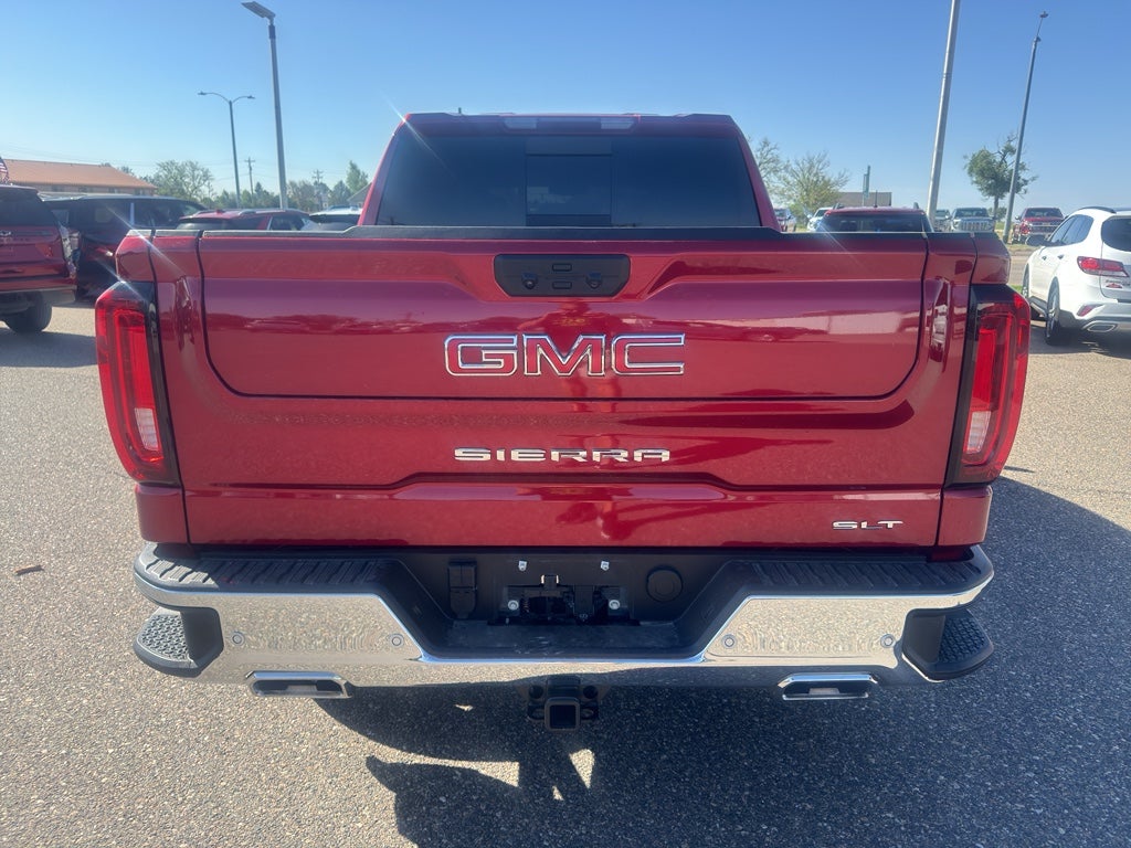 2025 GMC Sierra SLT