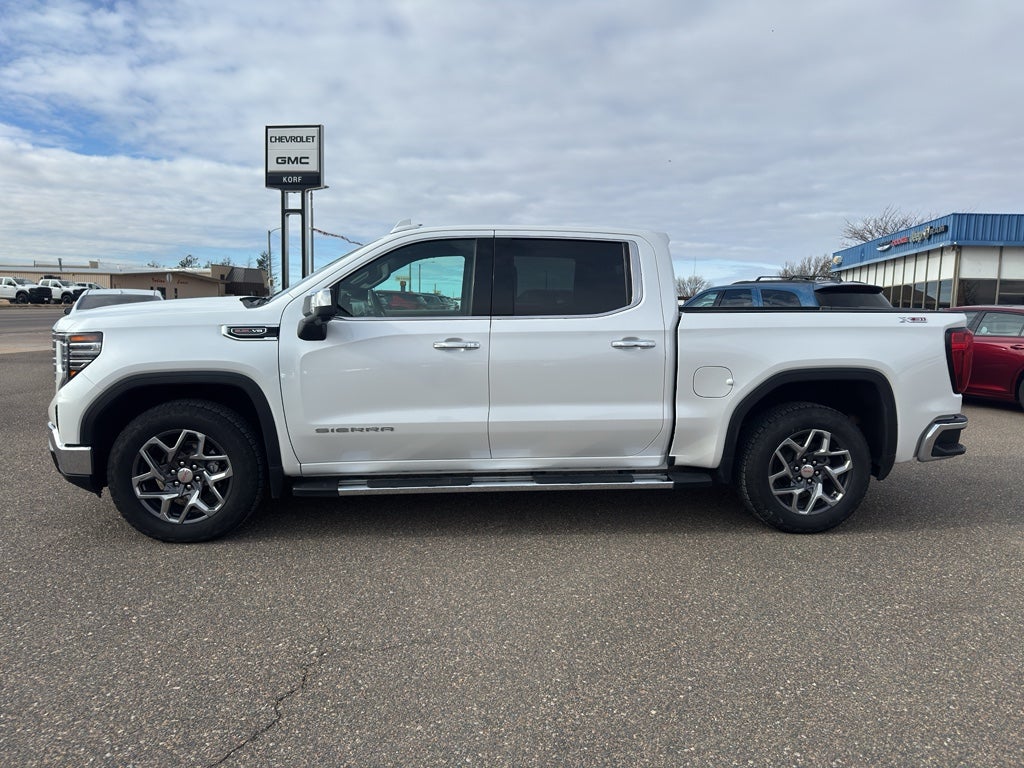 2025 GMC Sierra SLT