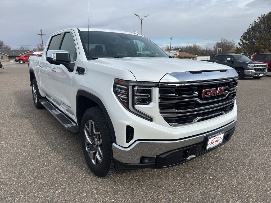 2025 GMC Sierra SLT