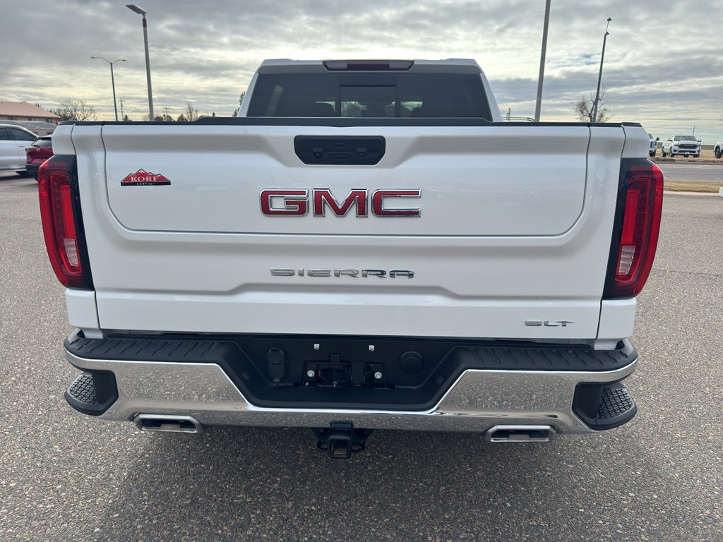2025 GMC Sierra SLT