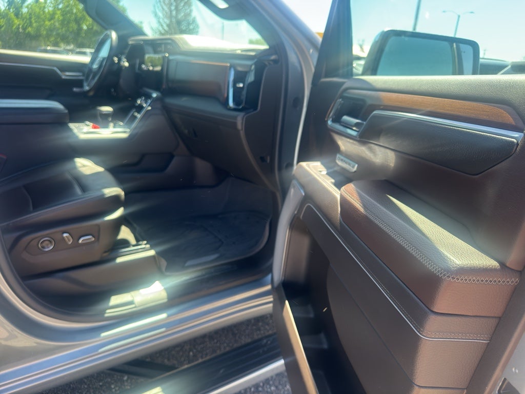 2025 GMC Sierra Denali