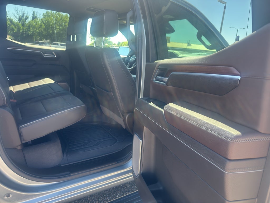 2025 GMC Sierra Denali