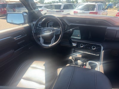 2025 GMC Sierra Denali