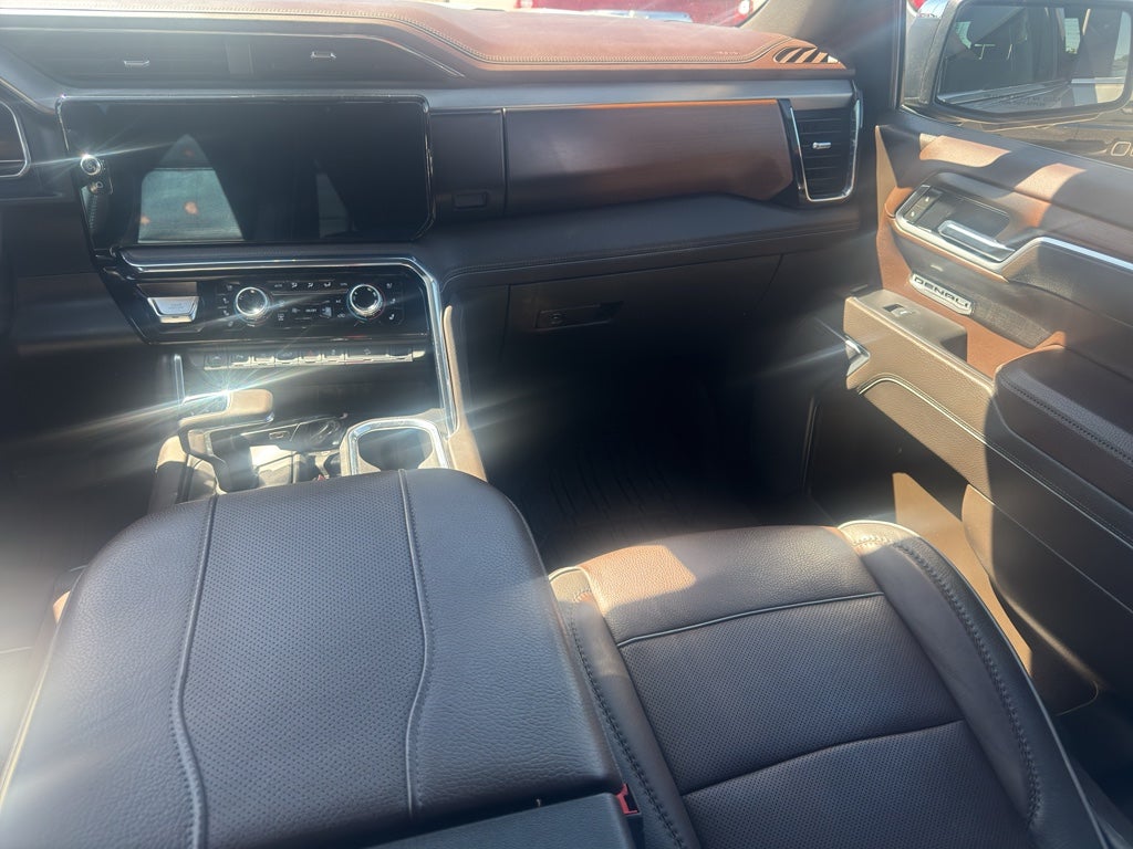 2025 GMC Sierra Denali