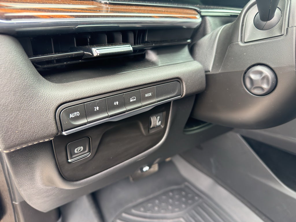 2021 Cadillac Escalade Luxury