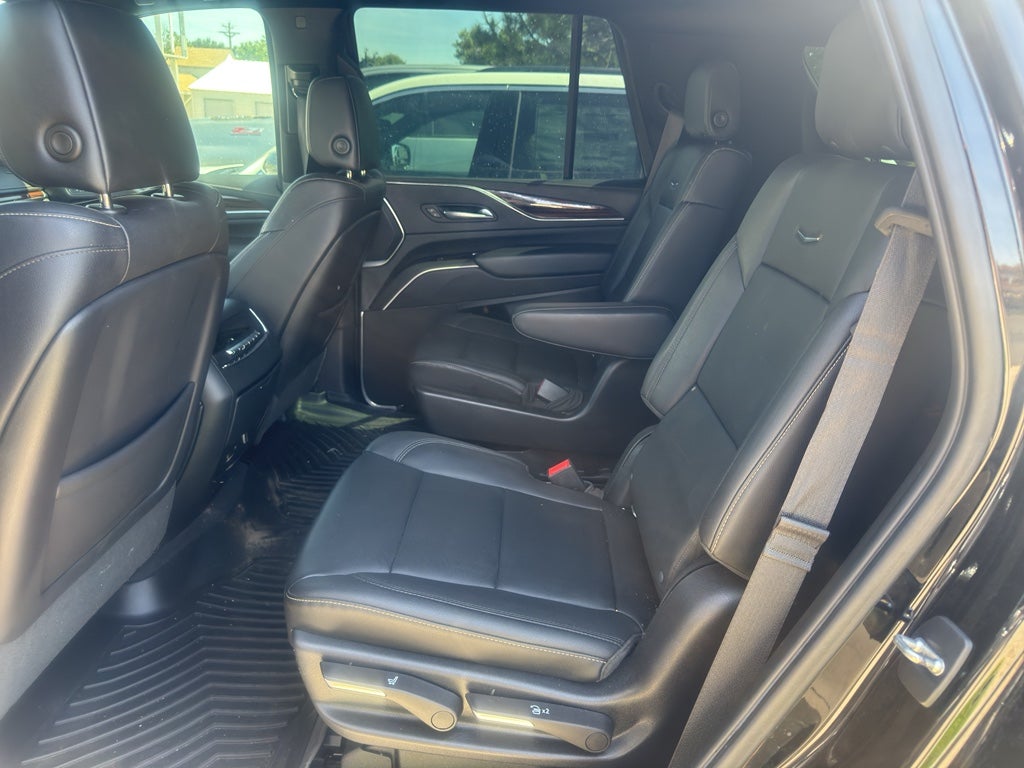 2021 Cadillac Escalade Luxury