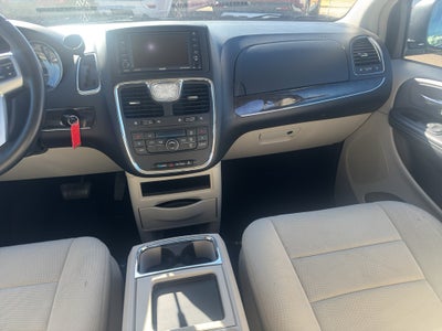 2012 Chrysler Town & Country Touring