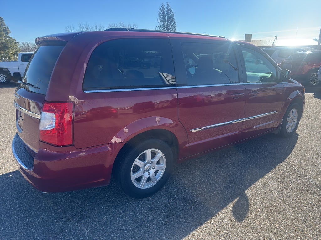 2012 Chrysler Town & Country Touring