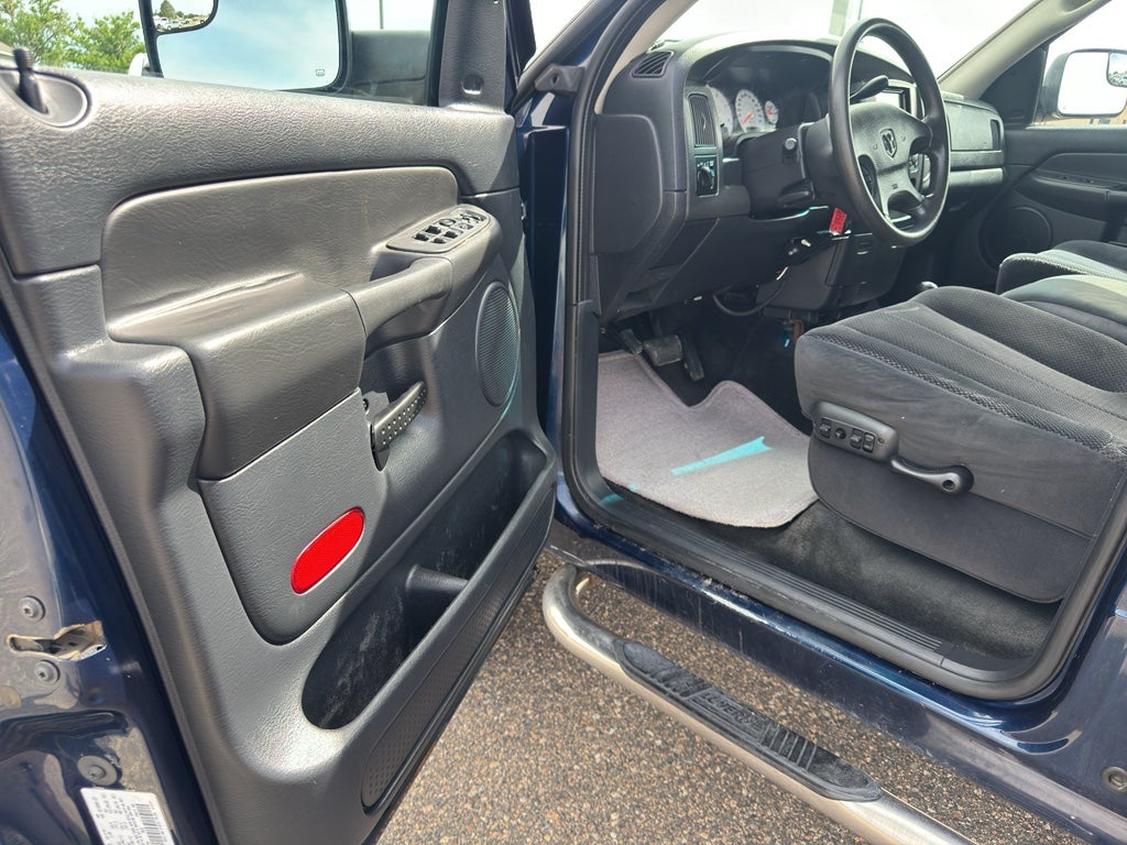 2003 Dodge Ram Pickup Base