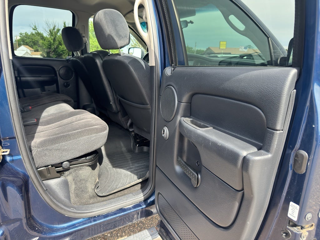 2003 Dodge Ram Pickup Base