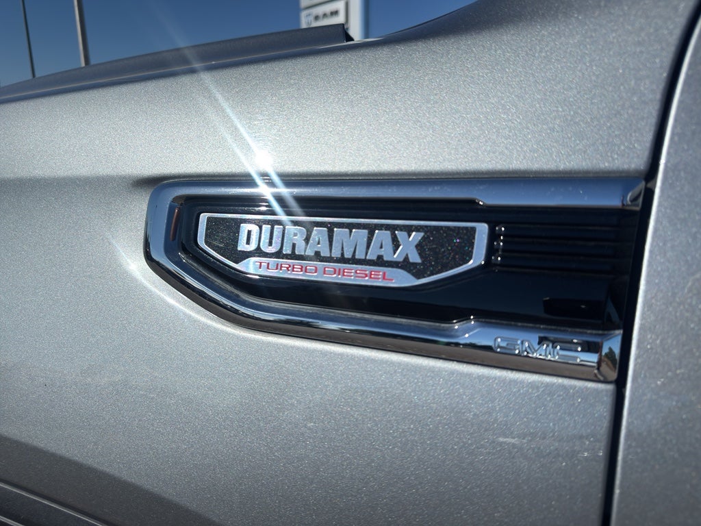 2025 GMC Sierra Denali