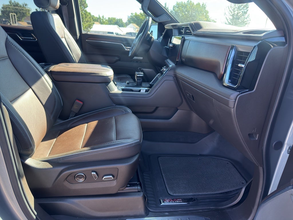 2025 GMC Sierra Denali