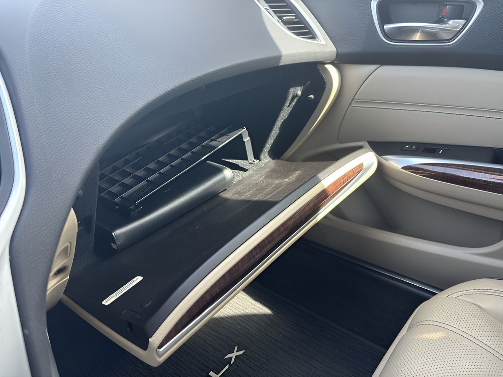 2018 Acura TLX w/Technology Pkg