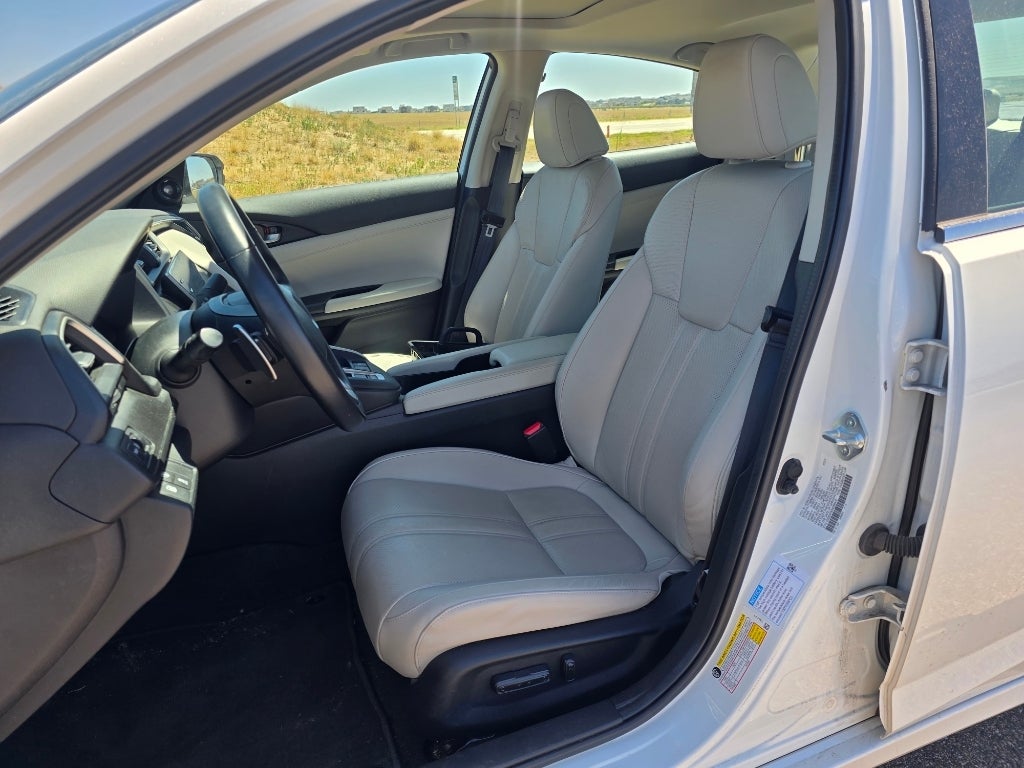 2022 Honda Insight Touring