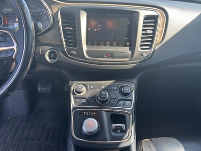 2015 Chrysler 200 C