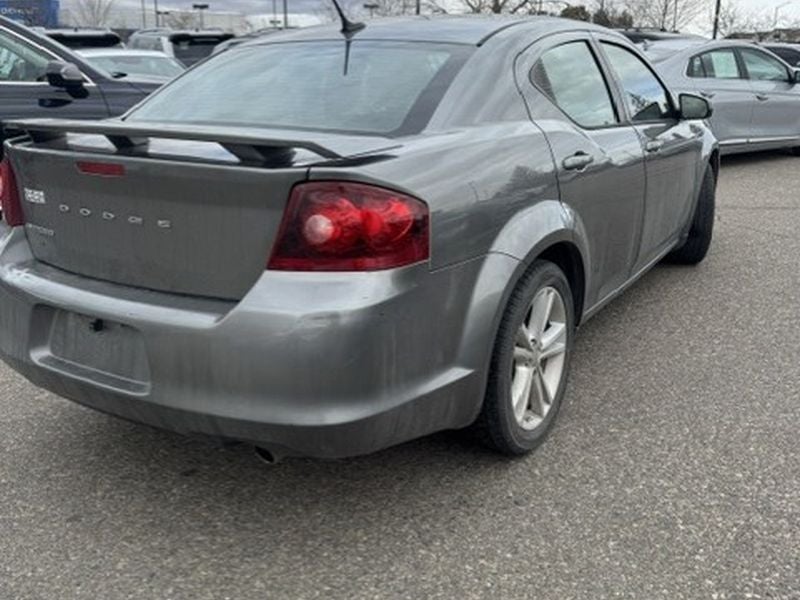 2013 Dodge Avenger SE V6
