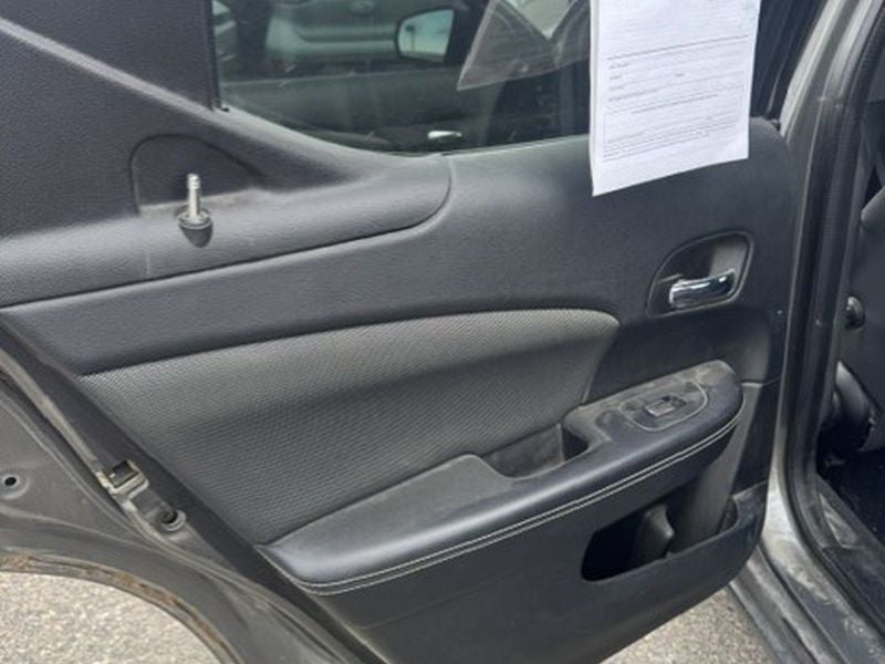 2013 Dodge Avenger SE V6