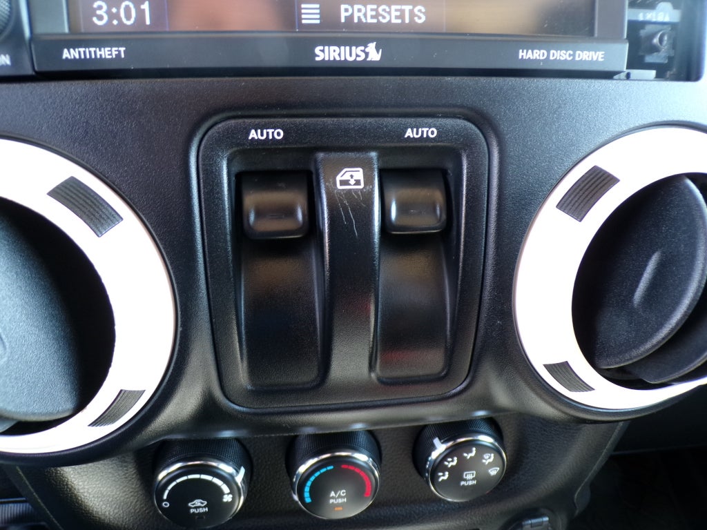 2012 Jeep Wrangler Arctic
