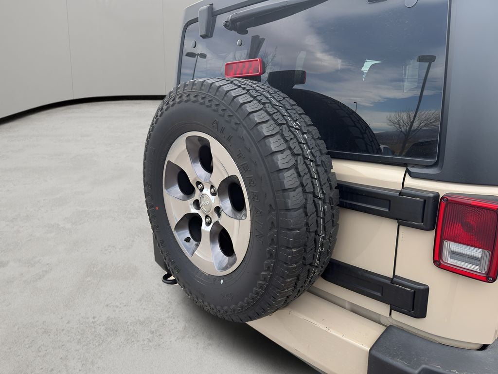 2016 Jeep Wrangler Unlimited Sahara