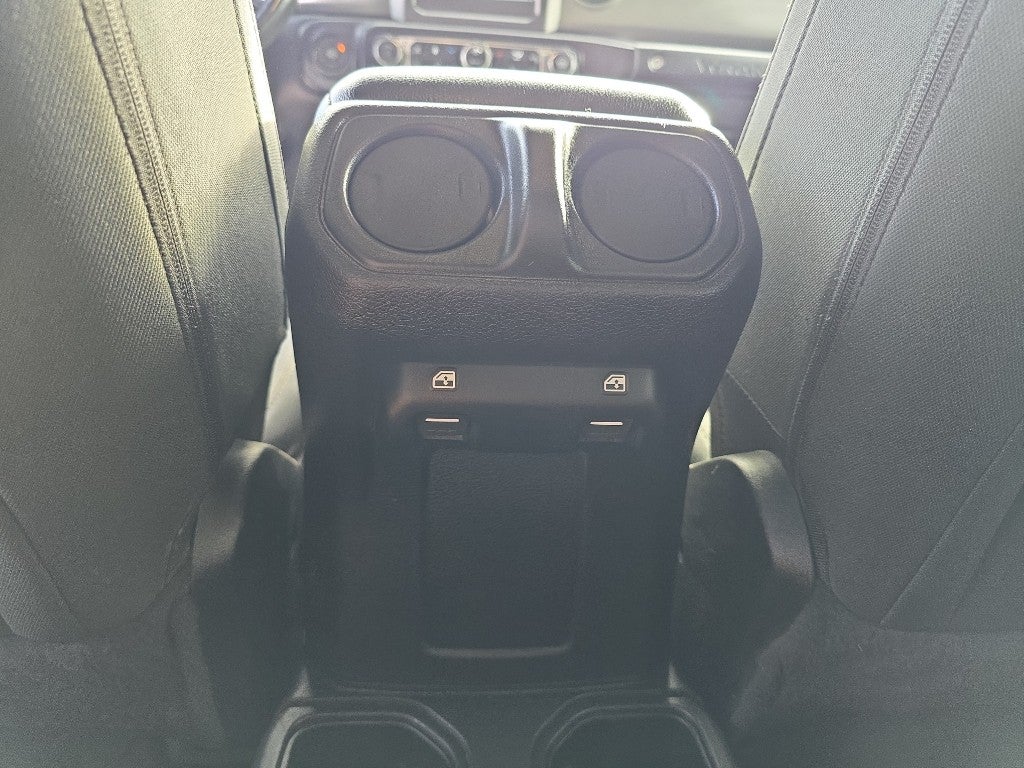 2022 Jeep Wrangler Unlimited Willys