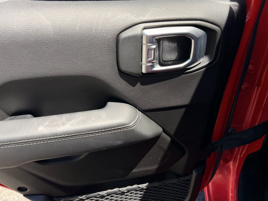 2020 Jeep Wrangler Sahara