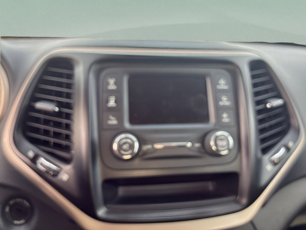 2016 Jeep Cherokee Sport