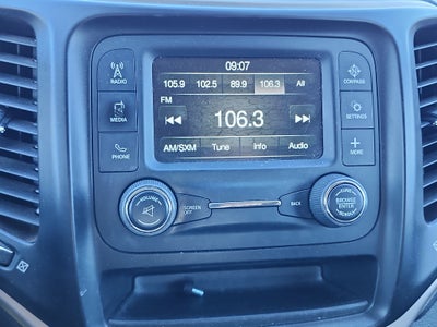 2016 Jeep Cherokee Sport