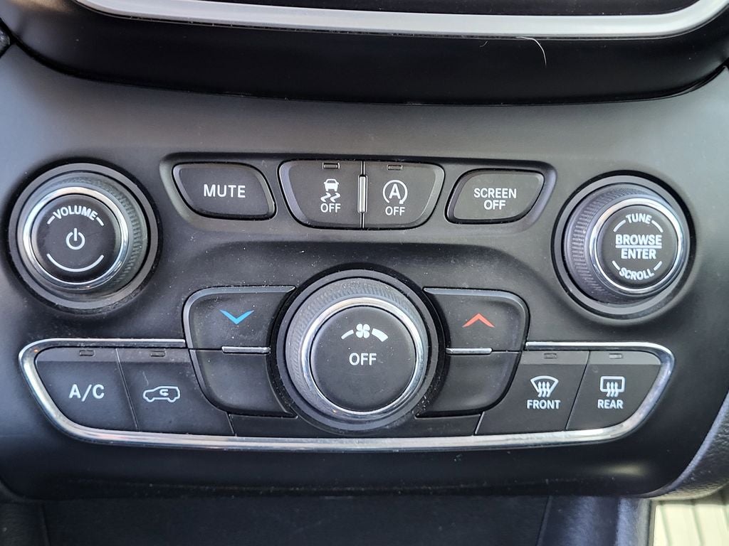 2019 Jeep Cherokee Latitude