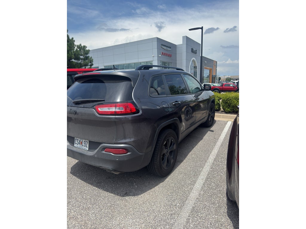2016 Jeep Cherokee Altitude