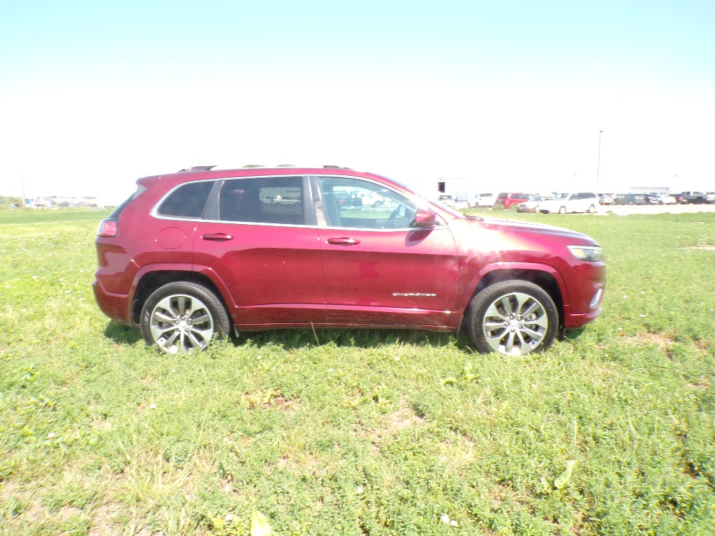2019 Jeep Cherokee Overland